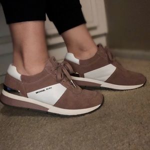 Micheal Kors Sneakers
